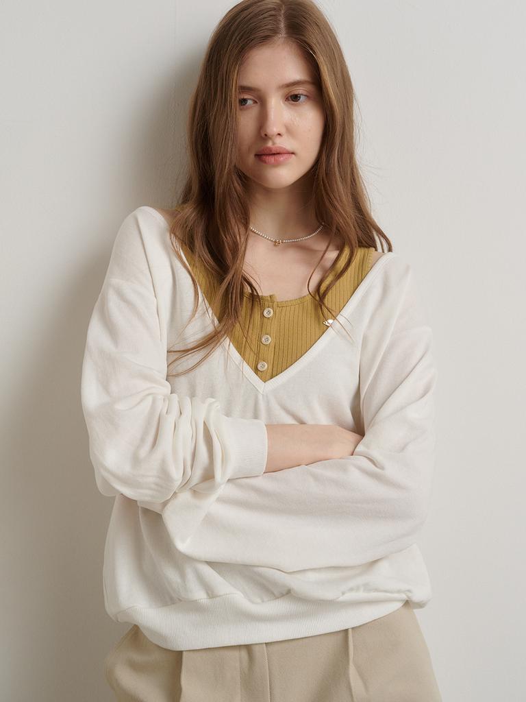 MOAT Deep V-Neck Sweatshirt (Sand Ivory)