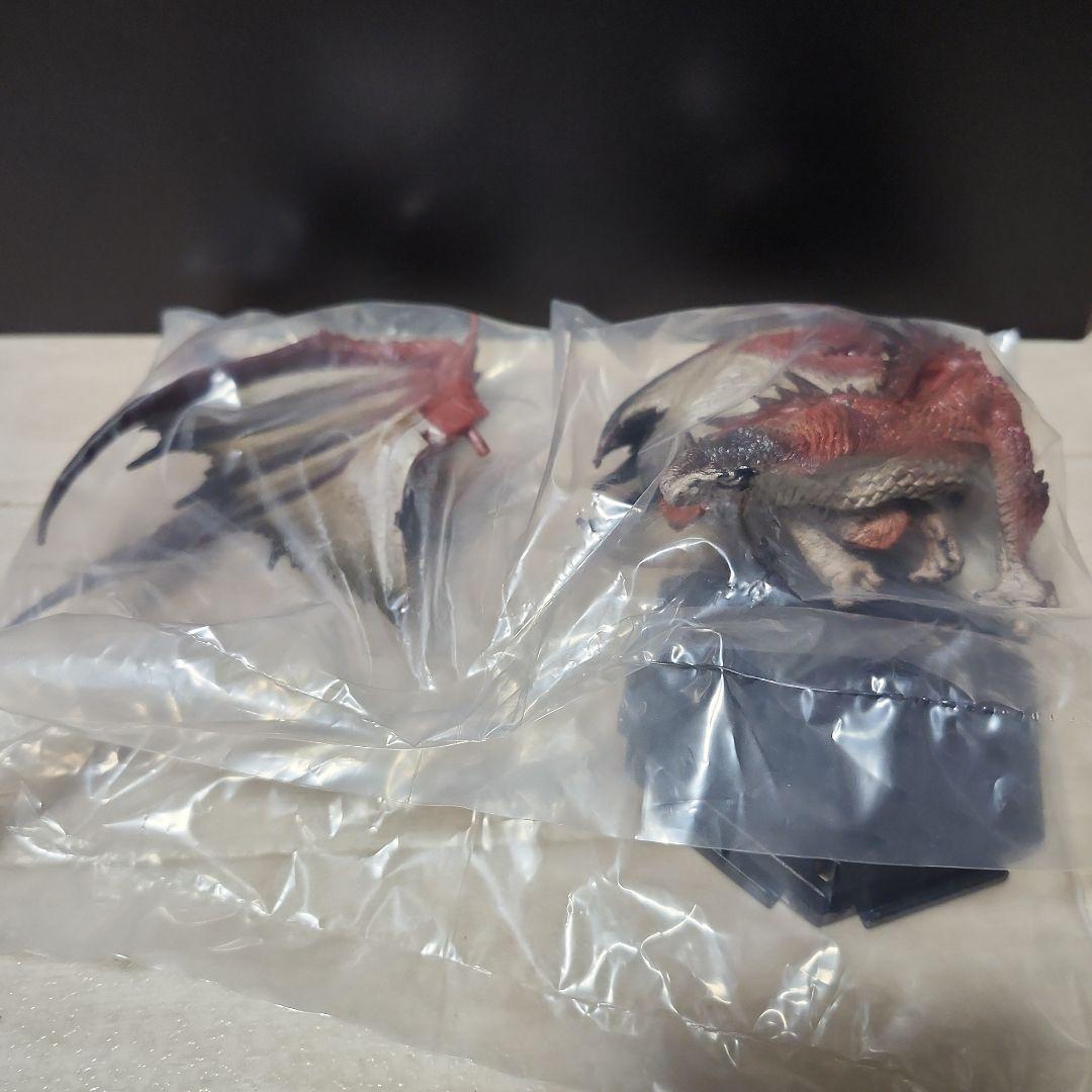 

[USED] Standard Model + Vol.18 Safi jiiva Monster Hunter Figure