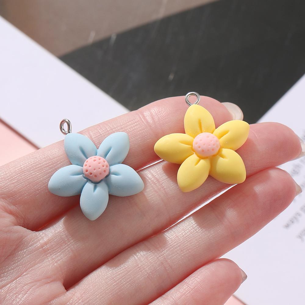 5Pcs/Lot 23.5*26.5mm Colorful Resin Five-Petal Flower Loose Charm Pendants for Necklace DIY Craft Jewelry Making Accessories