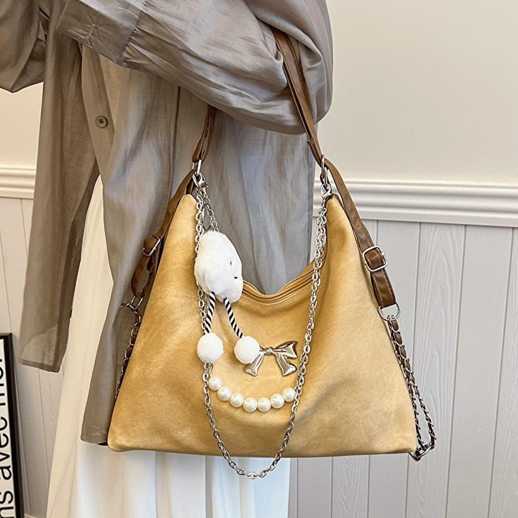 Tote bag women's 2025 new large-capacity commuter versatile chain shoulder schoolbag women's lightweight travel backpack