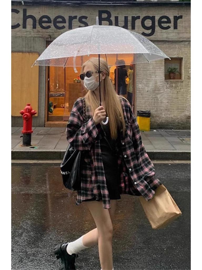 Women's Retro Black & Pink Plaid Shirt - Spring/Autumn 2024 Collection: Loose, Casual, Lazy Style, Long Sleeve Jacket Design.