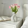 Kaffee-Ecke Dekoration 3D-gedruckte Katzenvase, Minimalistischer Nordischer Stil Blumenarrangement Umarmendes Ornament Dekoratives Paar-Vase Haus Büro Geschenk Licht