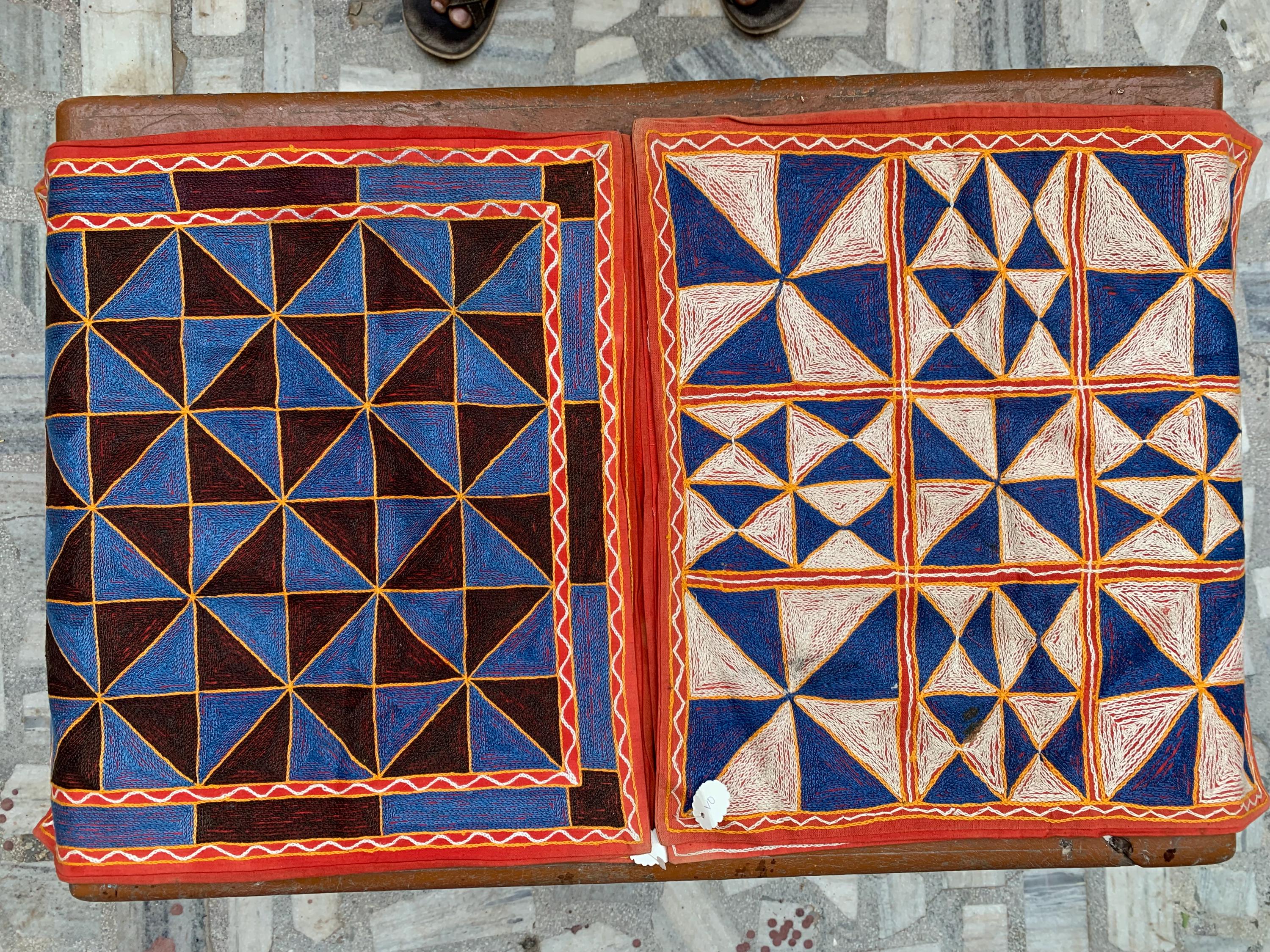 

Hand Embroidered Cotton Pillow Cover: Bohemian Cushion, 40 80X 50 різнокольоровий