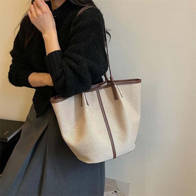 Canvas-Tragetasche mit Kontrastbesatz und langen Trägern, lässige Alltags-Einkaufstasche für Damen, für den täglichen Gebrauch