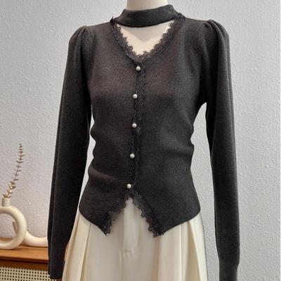 Sweter dzianinowy z dekoltem w serek i koronkowym wykończeniem, nowy wyszczuplający krótki sweter z rozcięciem na jesień dla kobiet