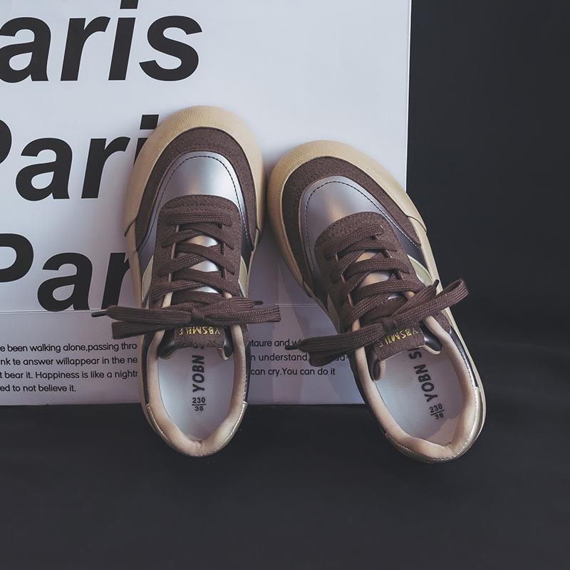 Women's Shoes 2026 Autumn/Winter New Collection Student Casual Versatile Low Top Classic Board Shoes for Women