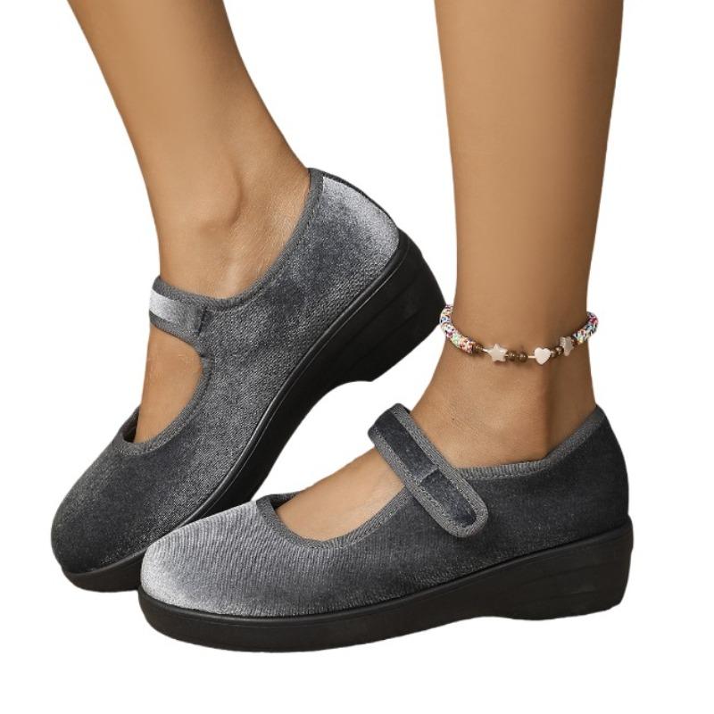 Fashion Women Heeled Shoes 2025 Trend New Fashion Summer Loafers Casual Sport Sandals Brand Women Sneakers Walking Zapatillas De Mujer