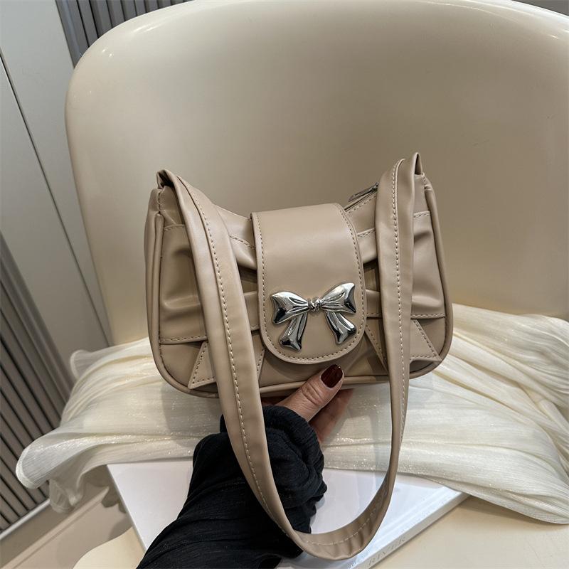 

French niche underarm bag 2025 new trendy fashion Korean version small square bag versatile messenger bag women s pleated bag хаки