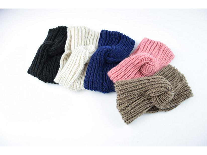 European & American Knitted Wool Cross Headband: Warm Autumn/Winter Fashion Ear Muff & Hair Accessory