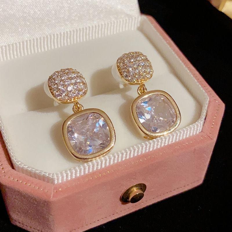 Super fairy exquisite geometric zircon square stud earrings, metal retro personality simple and versatile earrings earrings