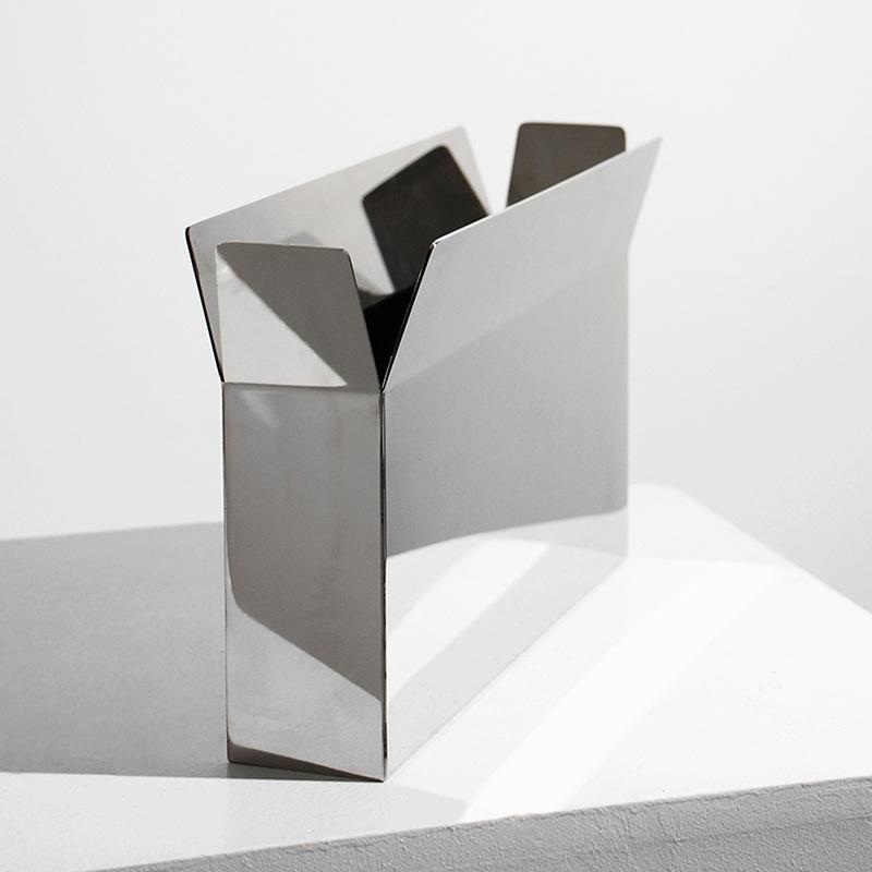 Minimalist Design Stainless Steel Metal Flower Vases High-end Vase Model Room Living Room Hotel Tabletop Flower Ware Ornaments