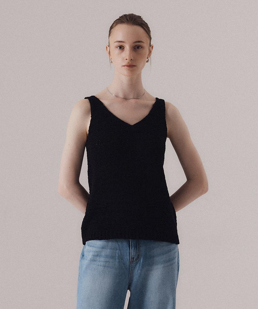 SILN Refined V-Neck Straw Knit Sleeveless (Black)