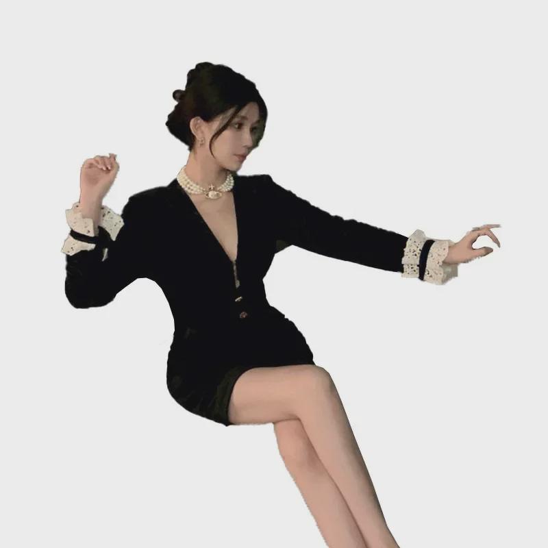 2023 French Hepburn Style Velvet Long-Sleeve Sexy Black Dress for Women