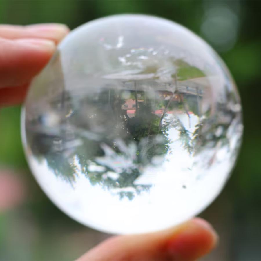 Natural White Crystal Ball Feng Shui Ornament for Home and Office Decor