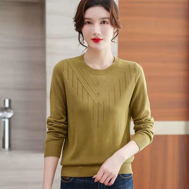Long-sleeved Sweater Solid-color Round-neck Knitwear for Women Paired with Loose and Casual Pullover Autumn and Winter
