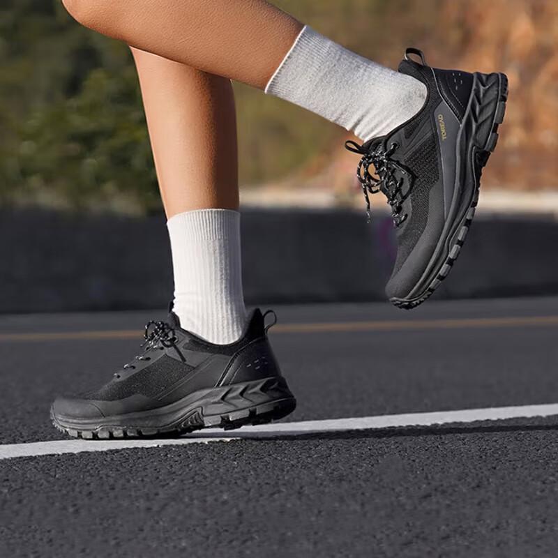 TOREAD Women's Low-Top Ultralight Hiking Shoes TFAAAN820