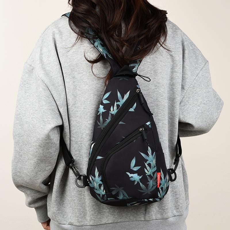 Women's Waterproof Chest Bag Young People's Crossbody Bags Large Capacity Multifunctional Sports and Leisure Travel Backpack