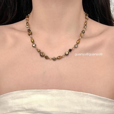 Stylish Tiger Eye Beaded Choker: Elegant & Versatile Necklace for Women