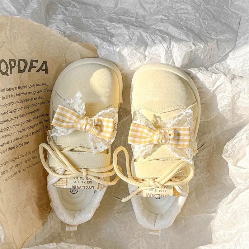 Little white shoes women's 2025 new summer high-value Korean thick-soled versatile chic shoes Korean Velcro board shoes