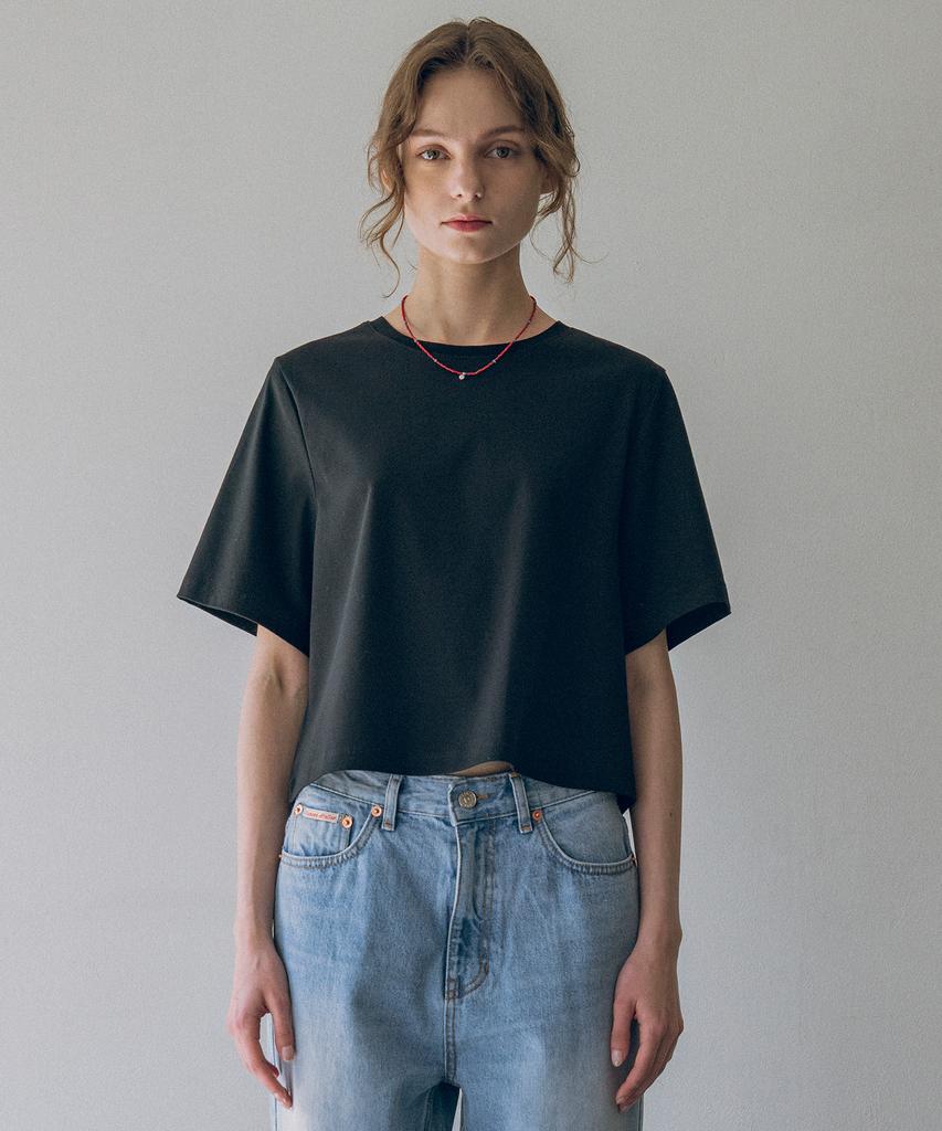 Banwonateullie A3488 Loose Fit Crop T-Shirt_Black