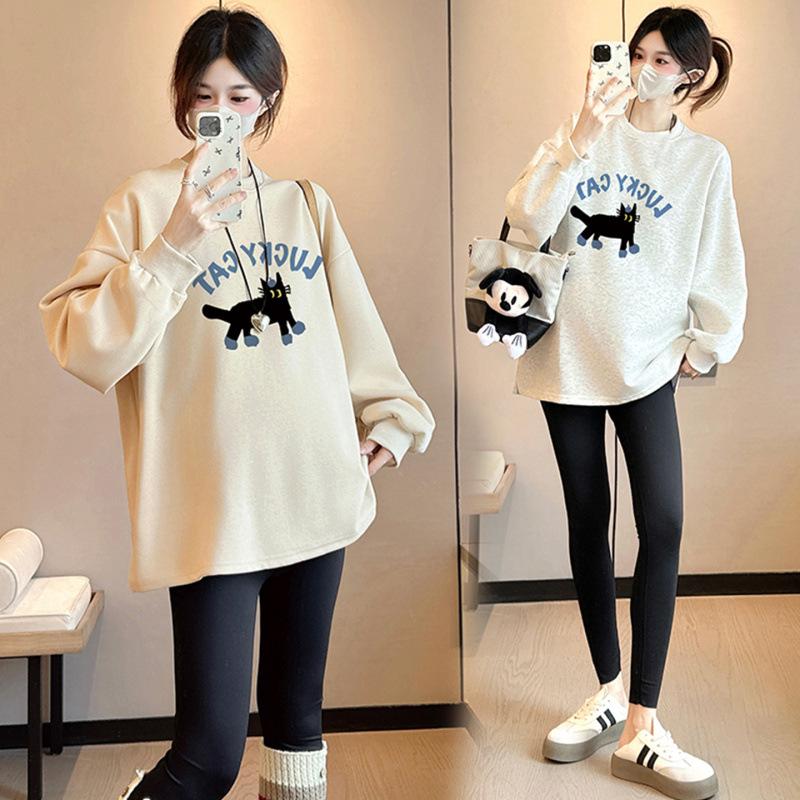 Trendy Maternity Sweatshirts - Loose, Stylish, Belly-Covering Wear for Moms, Autumn/Spring 2025.