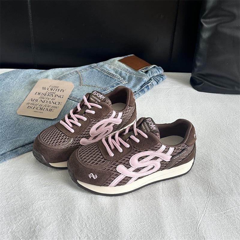 

2025 summer new fashion leather training shoes women s thick soles increase height versatile soft soles sports and leisure Forrest Gump shoes 35