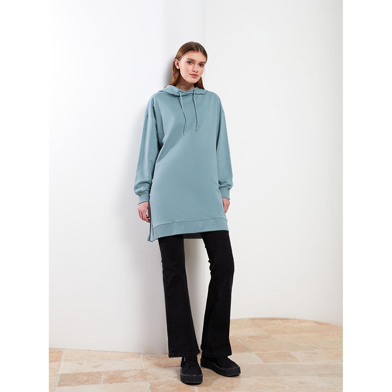 

Женская прямая туника с капюшоном и длинными рукавами MODEST, зеленая
