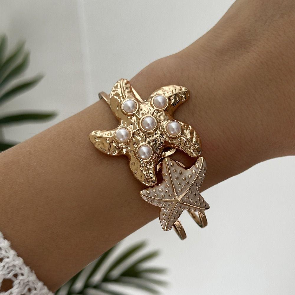 Modisches Muschel-Seestern-Armband Emaille Meeres-Vibe Metallarmband Goldfarbe Boho Offenes Armband Party Schmuck