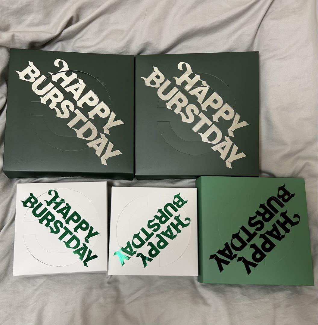 

[Б/У] SEVENTEEN HAPPY BURSTDAY Открытый набор из 5 торговых карточек с аксессуарами