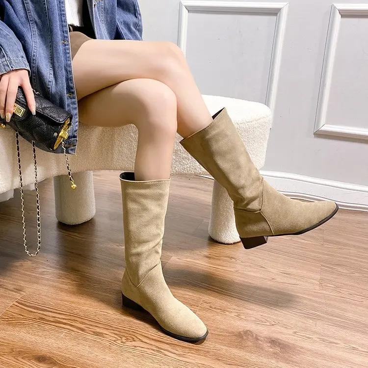 Fashion 2024 Women's Natural Suede Western Boots Thick Pointed Short Boots Vintage Pleated Fashion Boots Women's Autumn