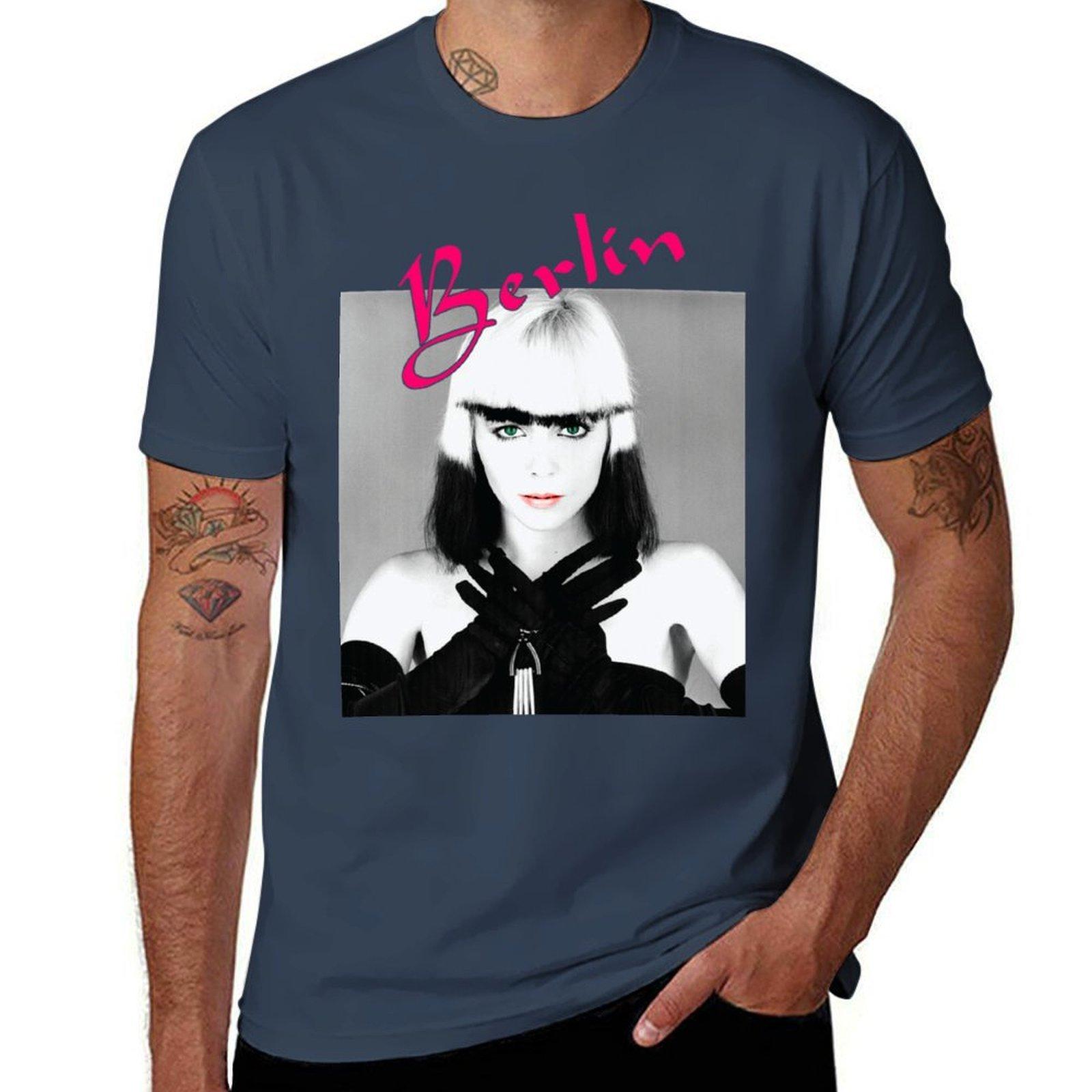Berlin TShirt Functional Casual Short Sleeve Tee S