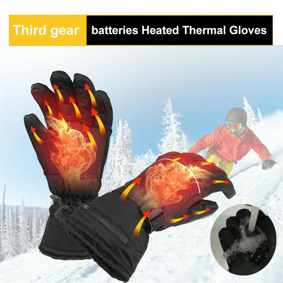 1.The waterproof layer inserts moisture from the wick and helps keep hands warm
