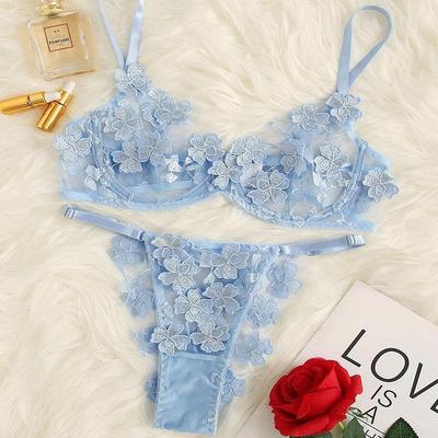 Completi da donna sexy in rete ricamata a fiori con reggiseni applicati