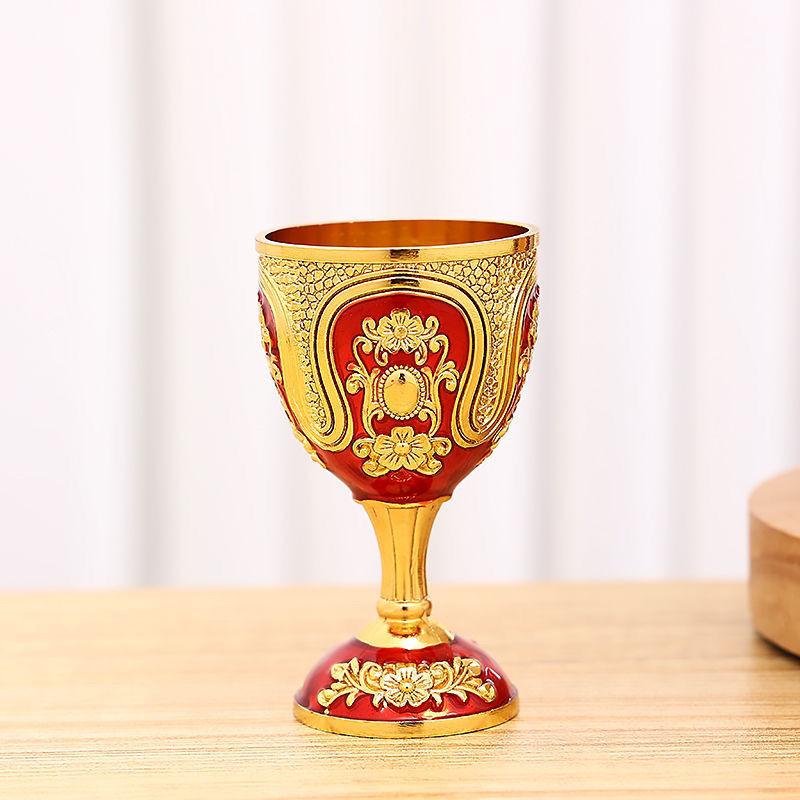 

Metal Chalice Goblet Embossed Vintage Wine Champagne Cup for Bar Restaurant Home Classic Decor Party Drinking Display