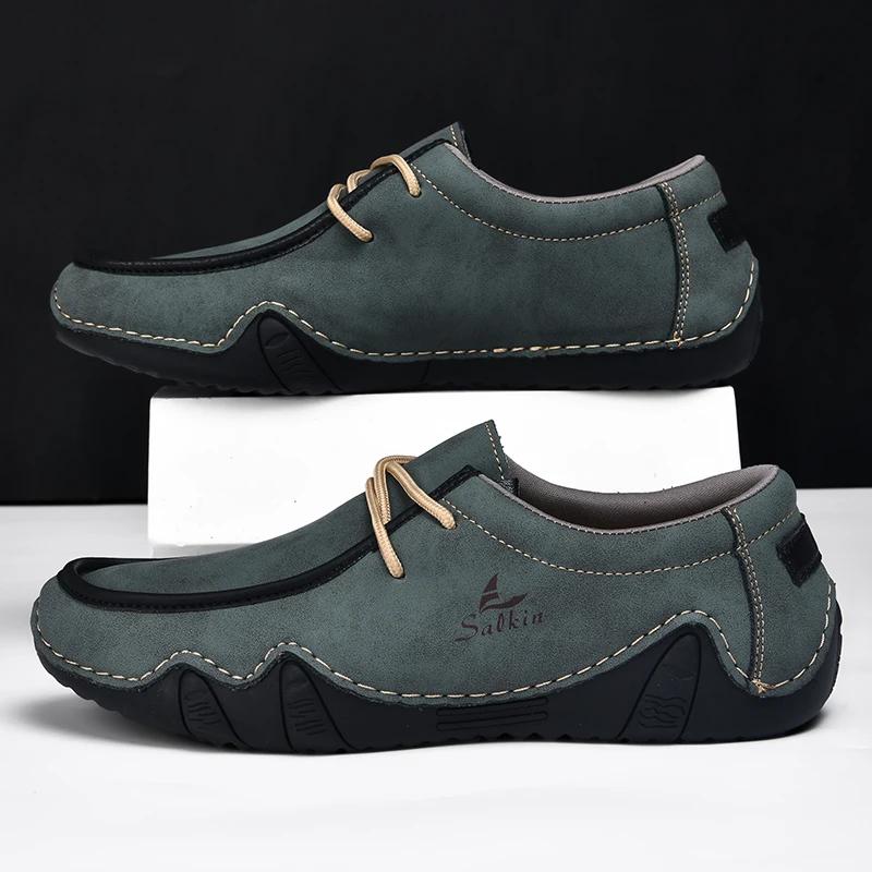Neue modische handgefertigte lässige Herrenschuhe Designer Schnürschuhe Lässige Sportschuhe Flache Öffnung Low Top Slipper Herbst Rutschfest