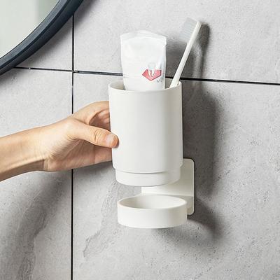 Vaso para enjuague bucal simple de pared con soporte Estante para almacenamiento de pasta de dientes sin taladro Organizador de almacenamiento para baño Vaso portátil para enjuague bucal