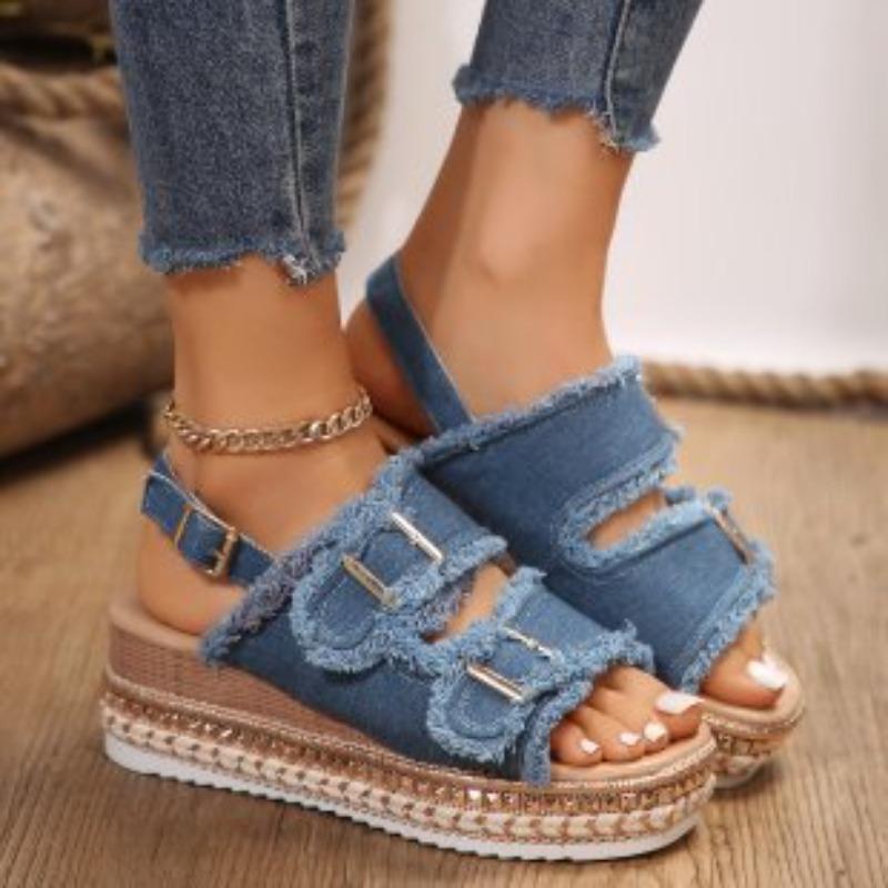 

Casual summer sandals simple platform sandals flow edge design one word with buckle large size women s shoes 41 павлин голубой