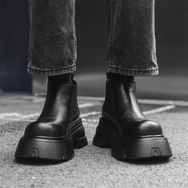 Men's Black thick soled boots Trendy minimalist style Work and office Autumn and Winter Outdoor Young leather shoes New Hot