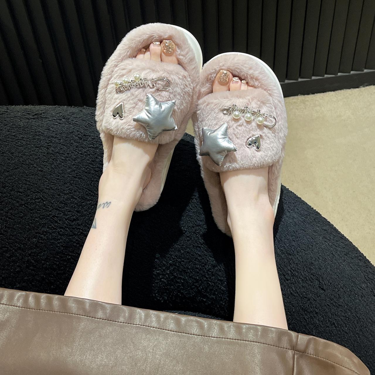 Модные зимние новые женские домашние однотонные тапочки из хлопка с жемчужной звездой — фото 9