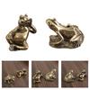 Carving Brass Frogs Miniature Statue Solid Design Decorative Accent Fengshuis Animal Figurine For Desk Shelf Living Room