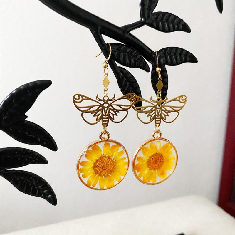 Gold-Plated Hollow Moth & Round Glass Chrysanthemum Pendant Earrings