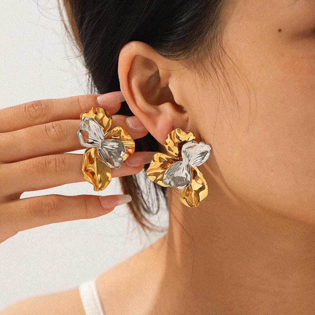 Evropské a americké přeshraniční barevné náušnice z titanové oceli s květinovým vzorem - Luxusní nerezavějící design listu z nerezové oceli pro ženy