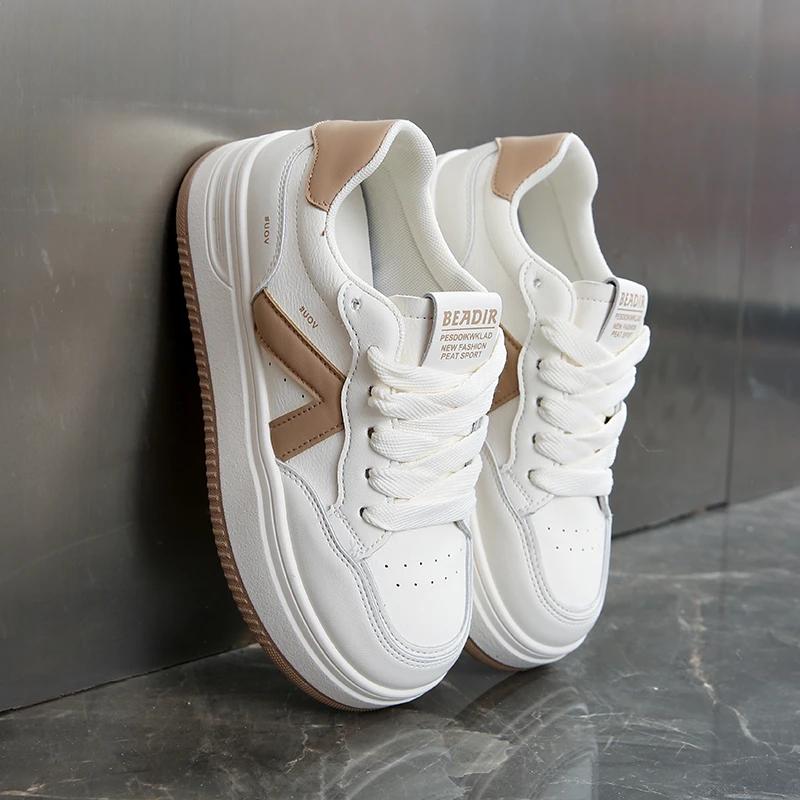 2025 New Women Leather Flat Shoes Autumn Breathable Vulcanized White Sports Lace Up Thick Soled Casual Shoes for Women