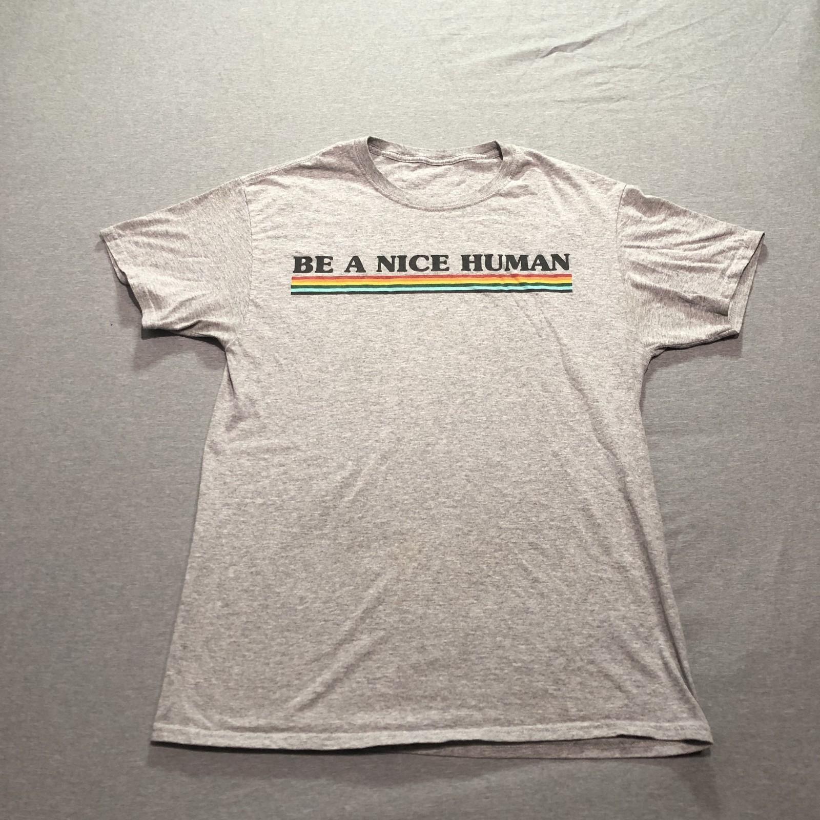 Women s T Shirt Medium Hippie Stripe Be A Nice Human Lounge Gray Tee L