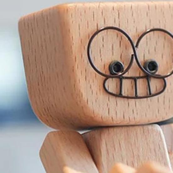 1 Set Shaking Wooden Man Figurine with 12 Expressions Handmade Shaking Feet Wooden Doll Car Dashboard Desktop Decoration