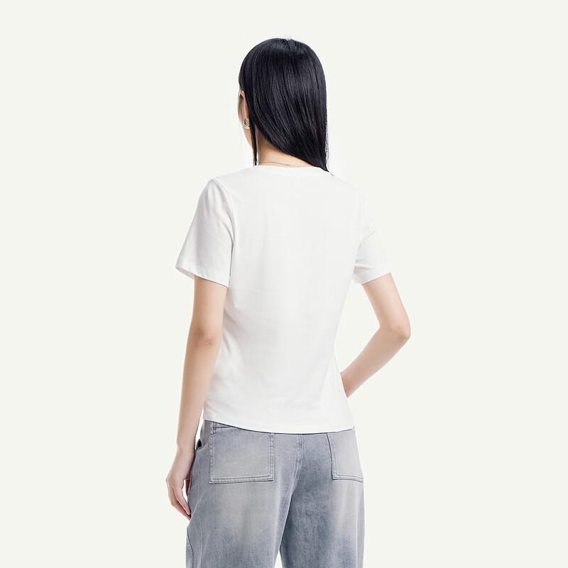 FivePlus Sweet V-Neck Pearl Pattern Short-Sleeve T-Shirt
