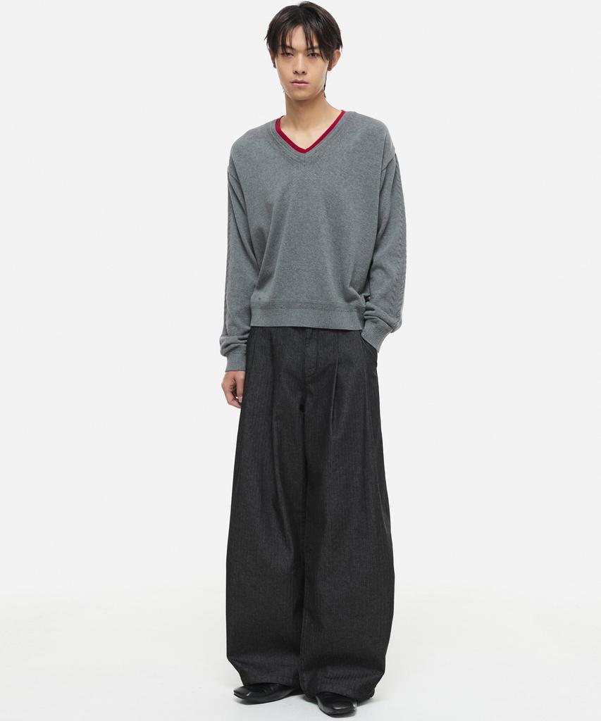 DNSR Washable V-Neck Layered Knit Gray