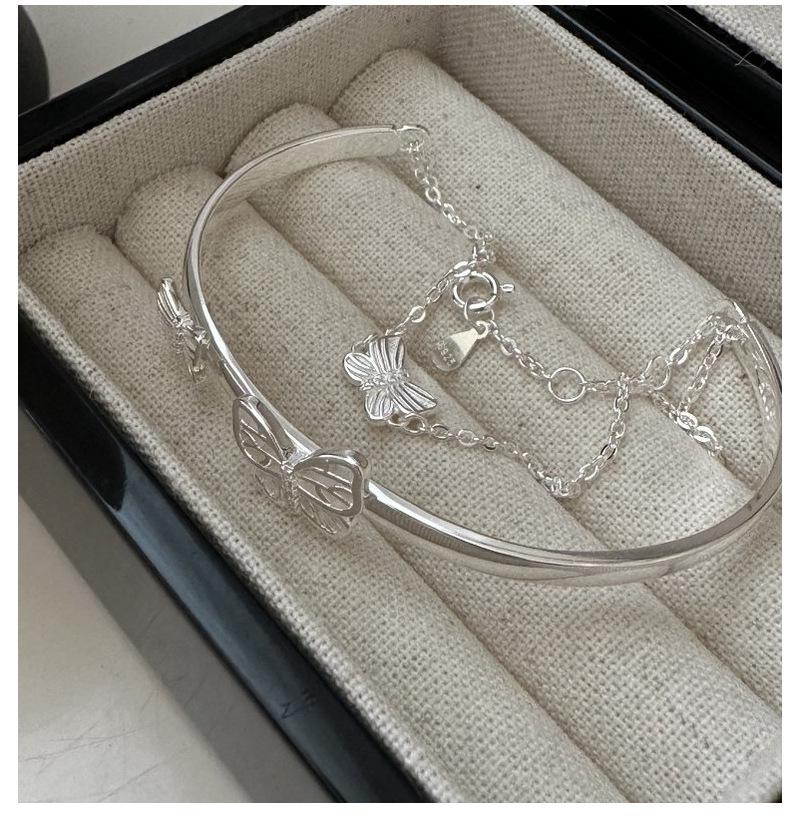Trendy Women's Versatile Chinese Butterfly Bracelet - Fashionable and Unique
