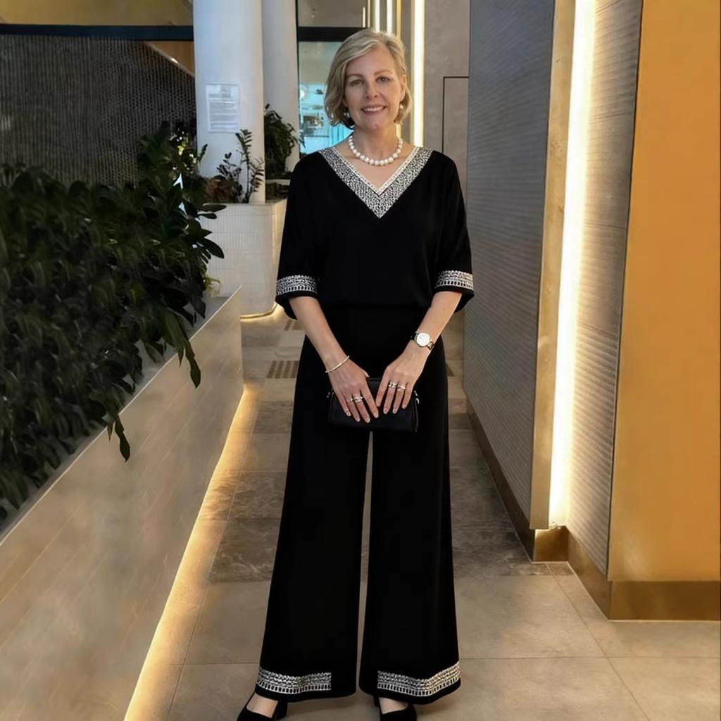 Big-size Loose Wide-leg Pants and Casual Chic Two-piece Women's Outfit