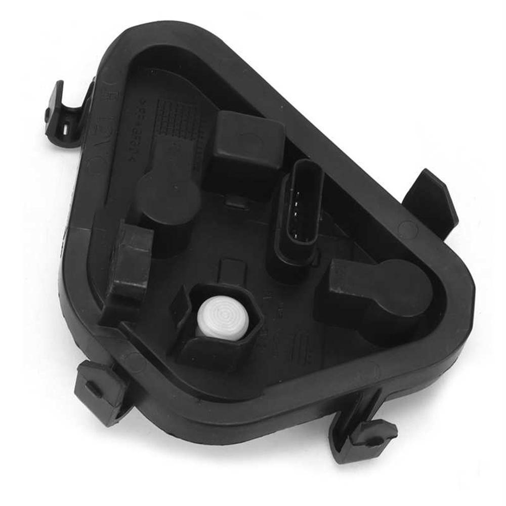 For BMW 3-Series F30 F80 2013-2019 Passenger Right Outer Bulb Carrier for Fender Taillight